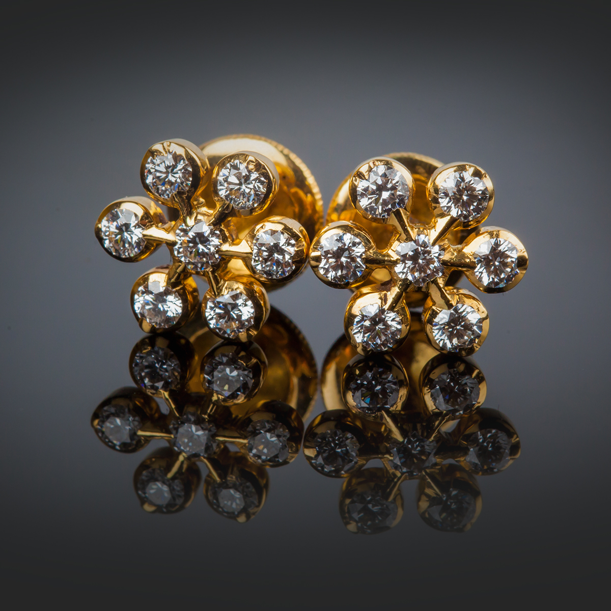 Buy Carol Seven Stone Diamond Stud Earrings Online | CaratLane