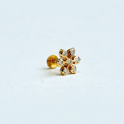 Diamond Studded Gold Nosepin