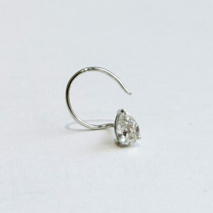 Diamond Studded Gold Nosepin