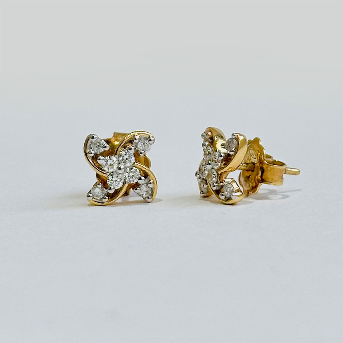 735 - N Gopaldaas Jewellers