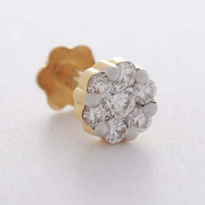 Diamond Studded Gold Nosepin